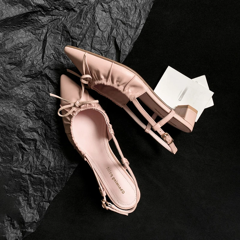 欧若风尖头后空单鞋2025夏季新款一字带褶皱蝴蝶结粗跟包头凉鞋女
