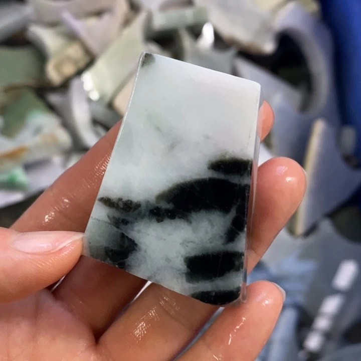 翡翠裸石翡翠边角料