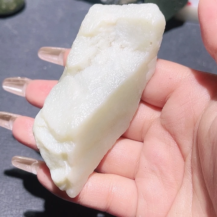 和田玉未镶嵌珠宝奇石