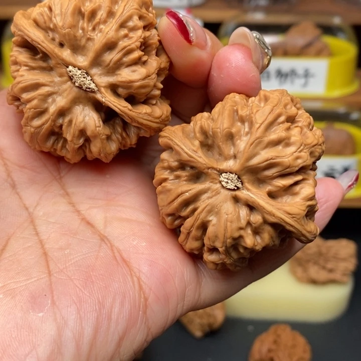 文玩核桃吊坠天**和47全品粗筋