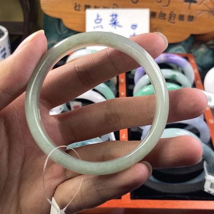 翡翠手镯未镶嵌48，48小时鉴赏