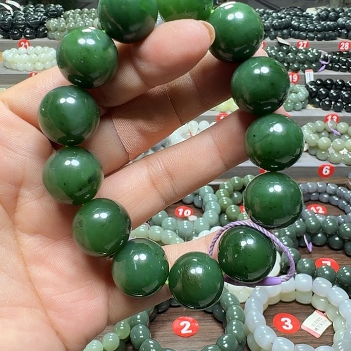 未镶嵌手链和田玉（碧玉）卡17