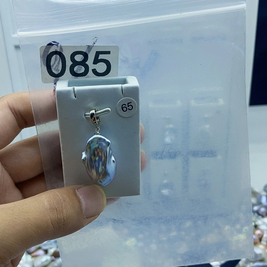 淡水珍珠合金颈饰