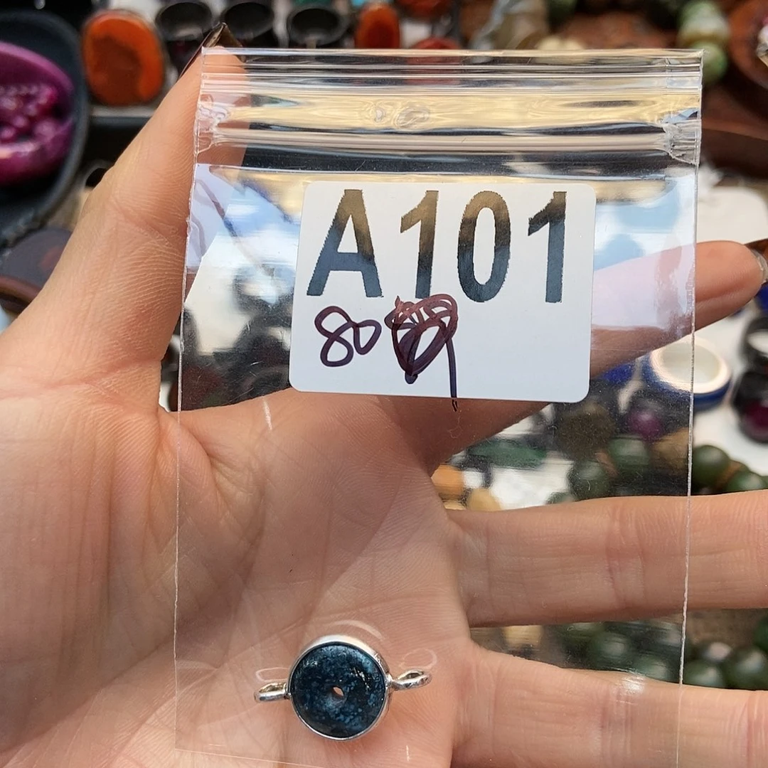 【闪购商品】翡翠挂件未镶嵌咖*屋配件