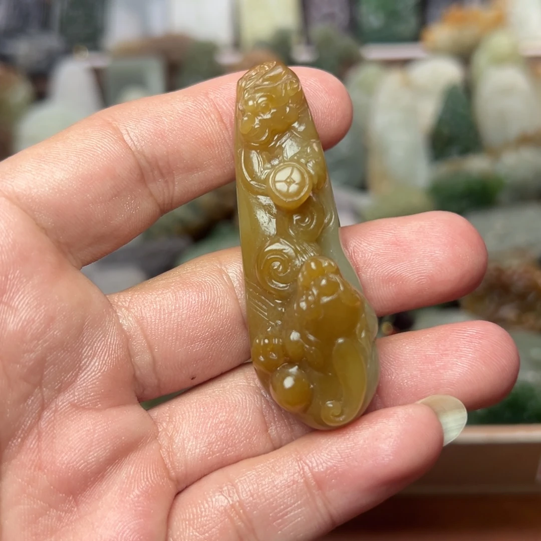 和田玉未镶嵌挂件