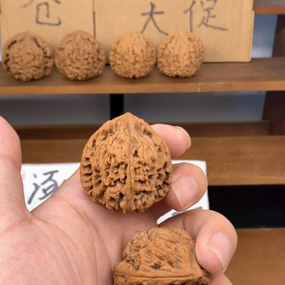 ᴶ***ᵃ文玩核桃把件39三角南疆