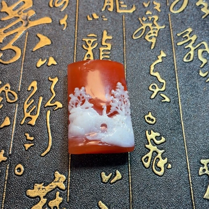 光***南红玛瑙未镶嵌挂件