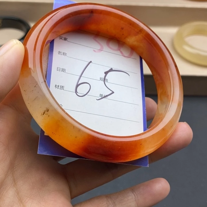 石英质玉未镶嵌手镯