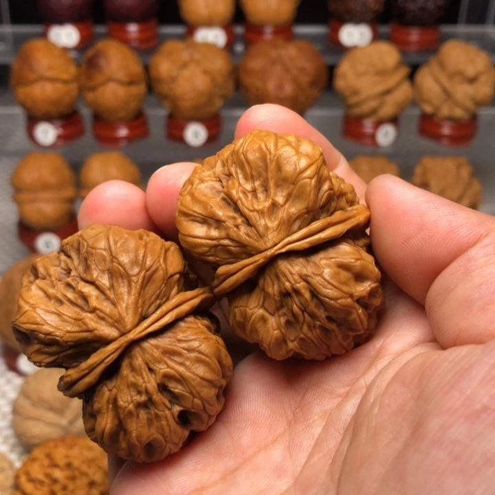把件文玩核桃31磐石鬼脸