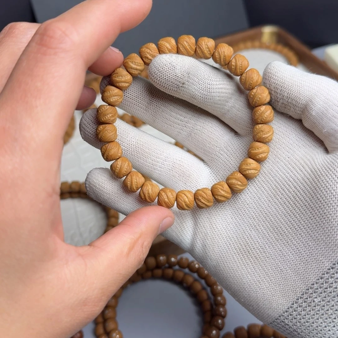 吊坠猴头核桃纯手工雕刻猴头核桃