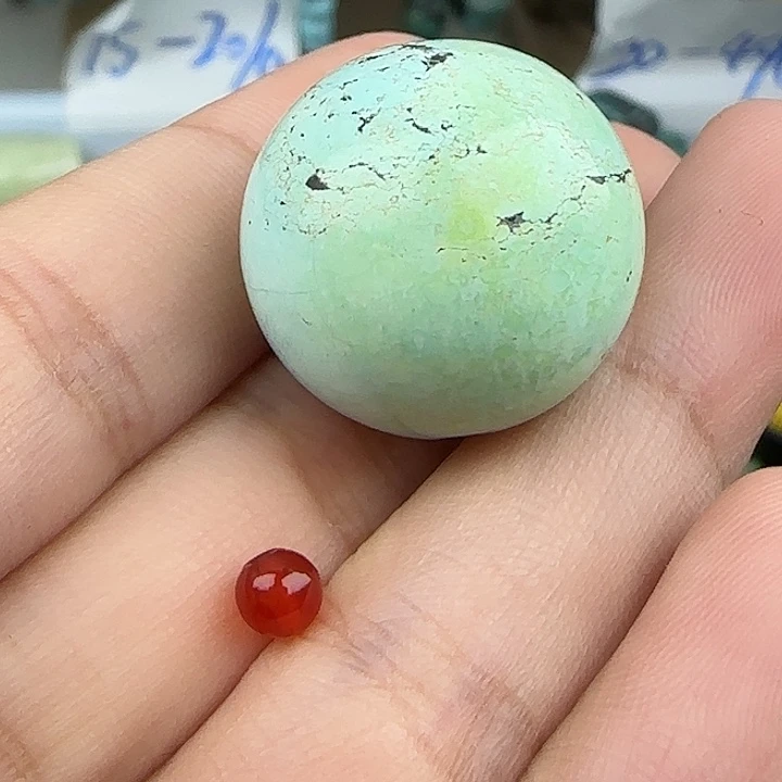 南红玛瑙未镶嵌配饰21瑕疵