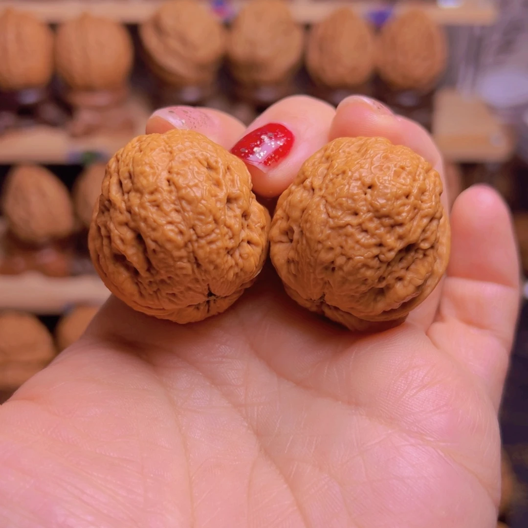 文玩核桃吊坠97w元宝蟾37尺