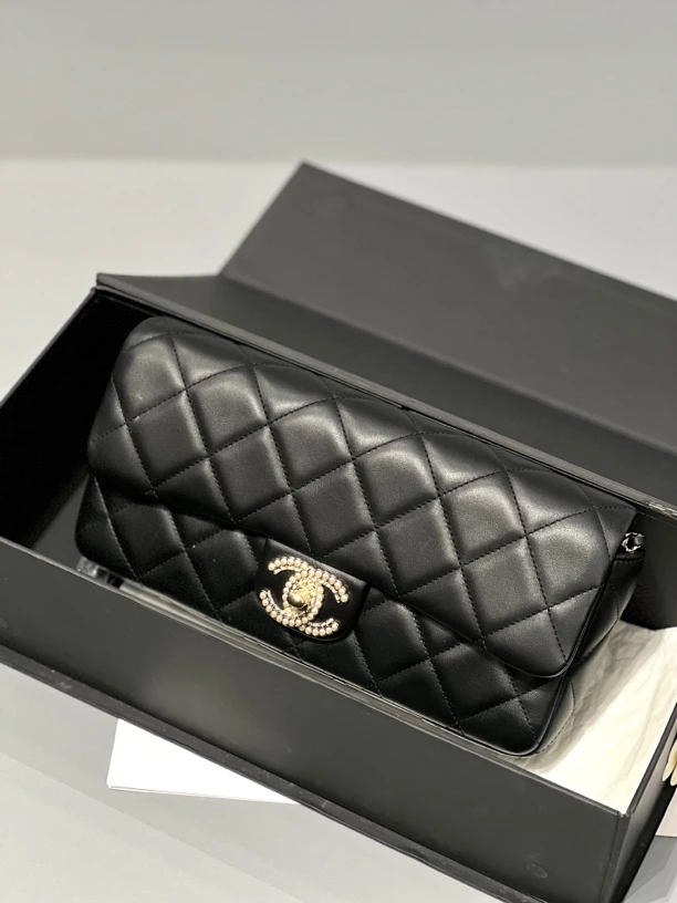 95新 Chanel/香奈儿 夏七中古/23p珍珠扣法棍晚宴包/单肩包