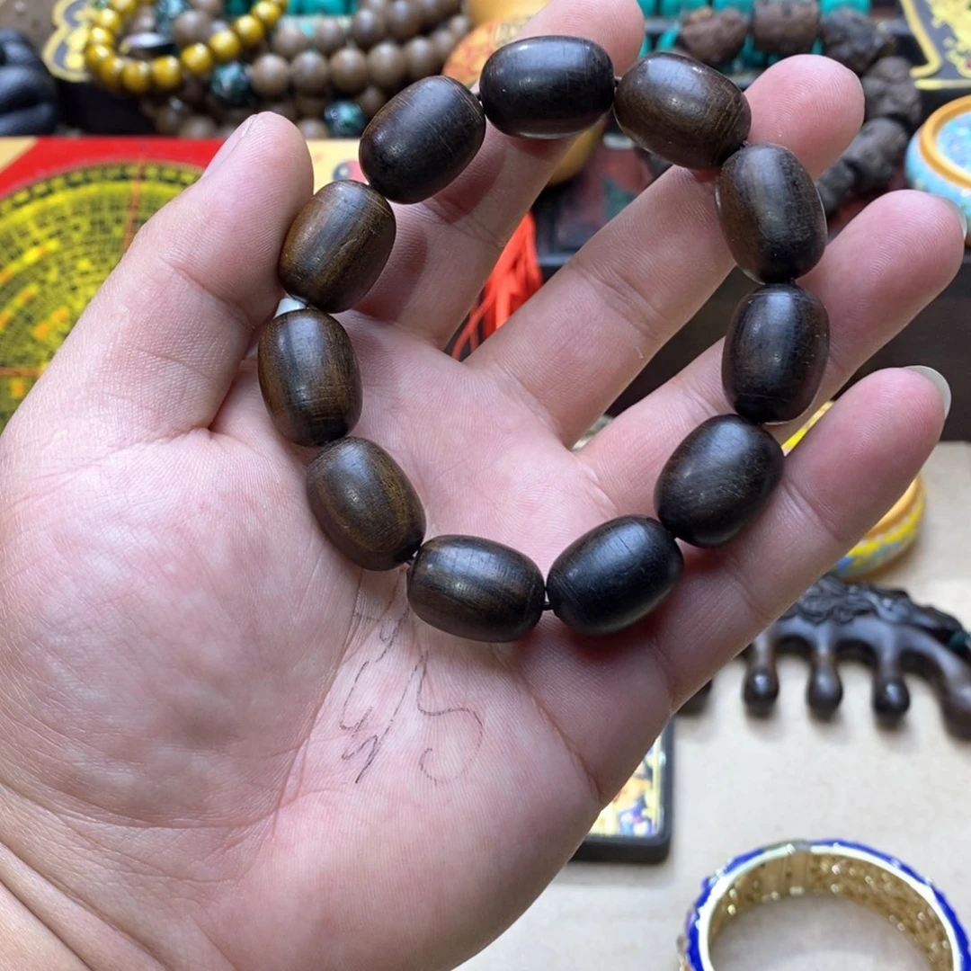 大叶紫檀（黑酸枝木类）