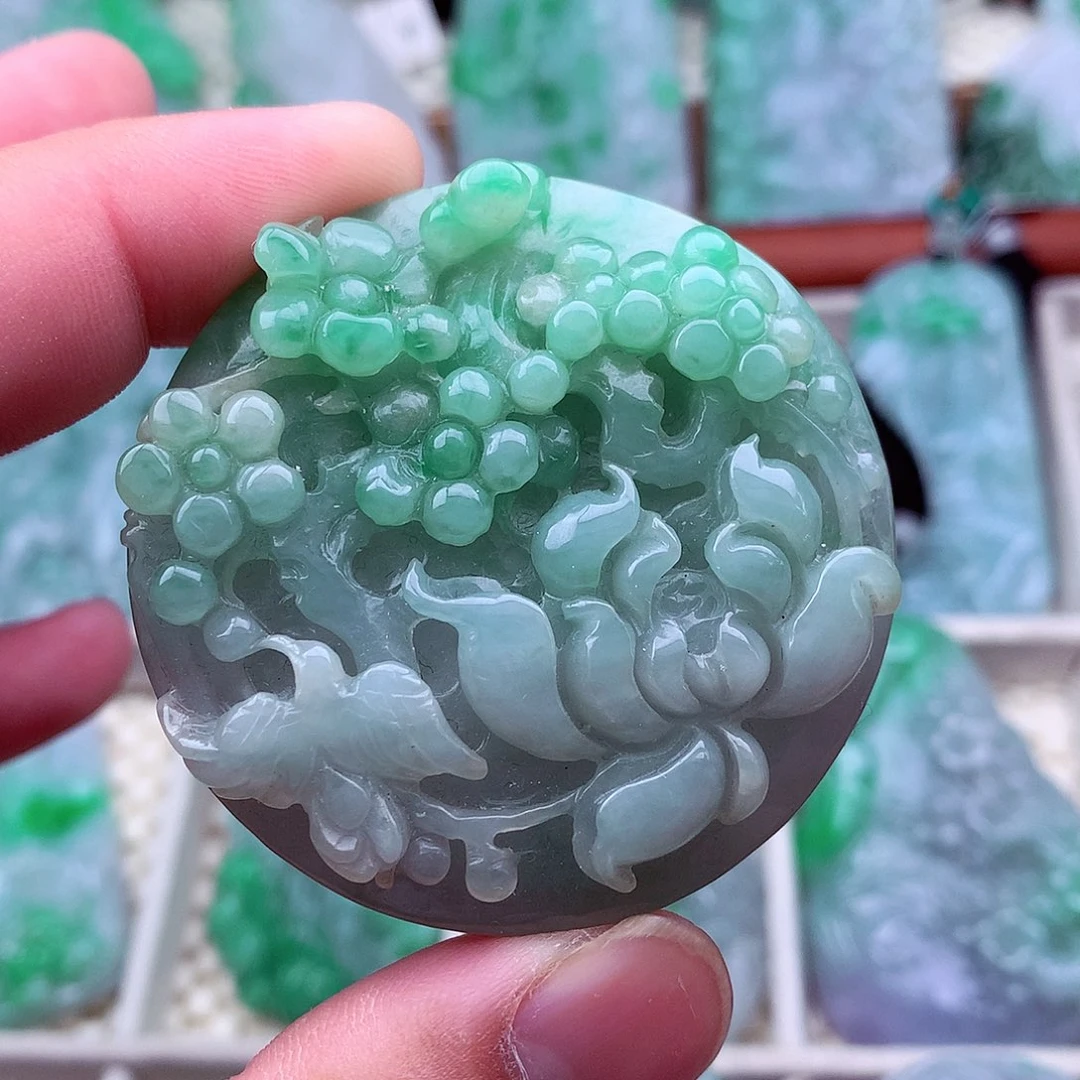 翡翠未镶嵌吊坠(不含链)