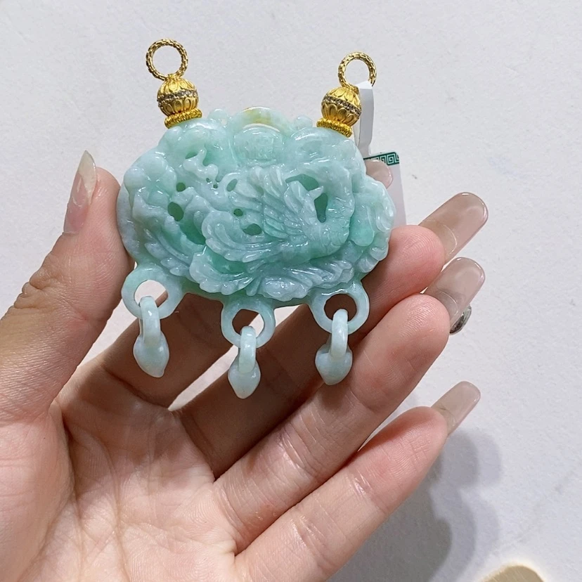 【闪购商品】翡翠未镶嵌颈饰