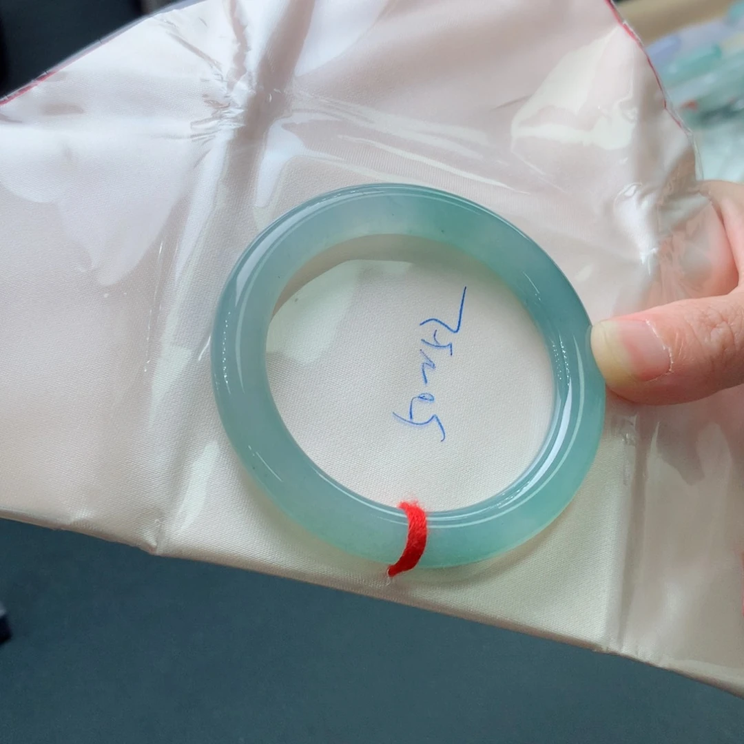 未镶嵌手镯翡翠翡翠