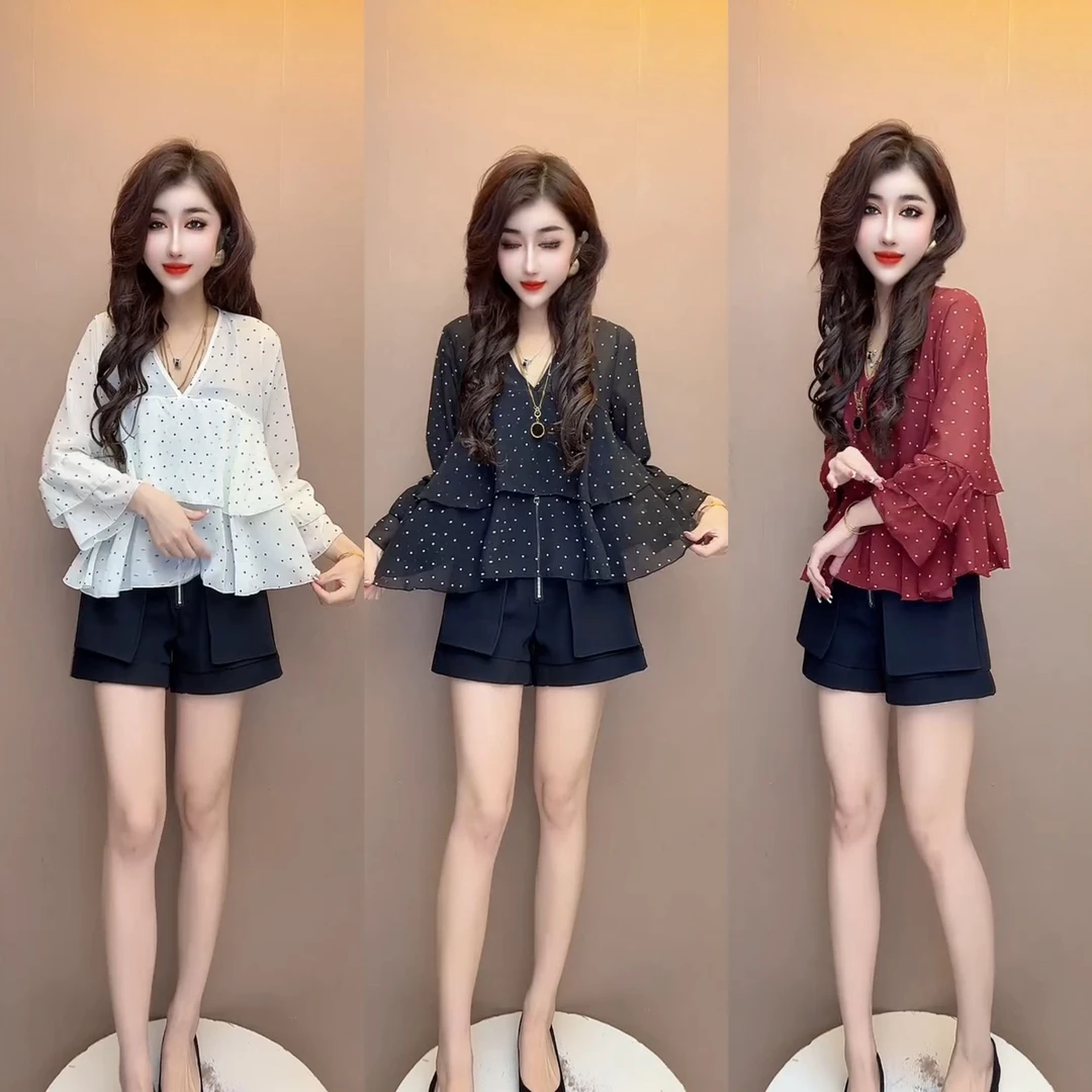 法式设计感很仙的雪纺衬衫女V领黑色波点上衣喇叭袖荷叶边雪纺衫