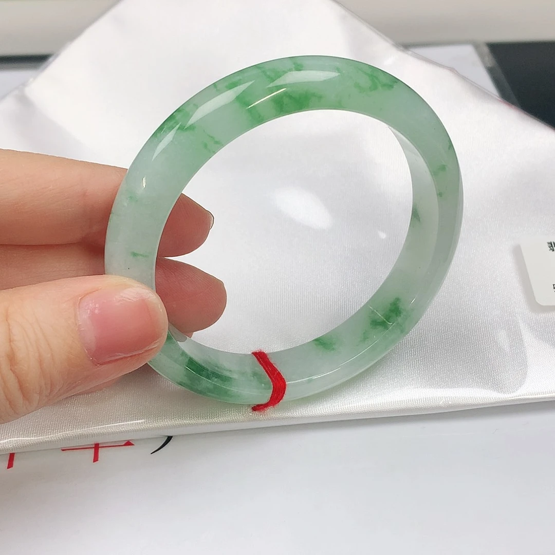 翡翠手镯未镶嵌008正