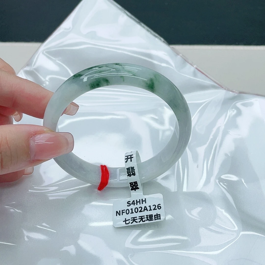 翡翠手镯未镶嵌正55.7