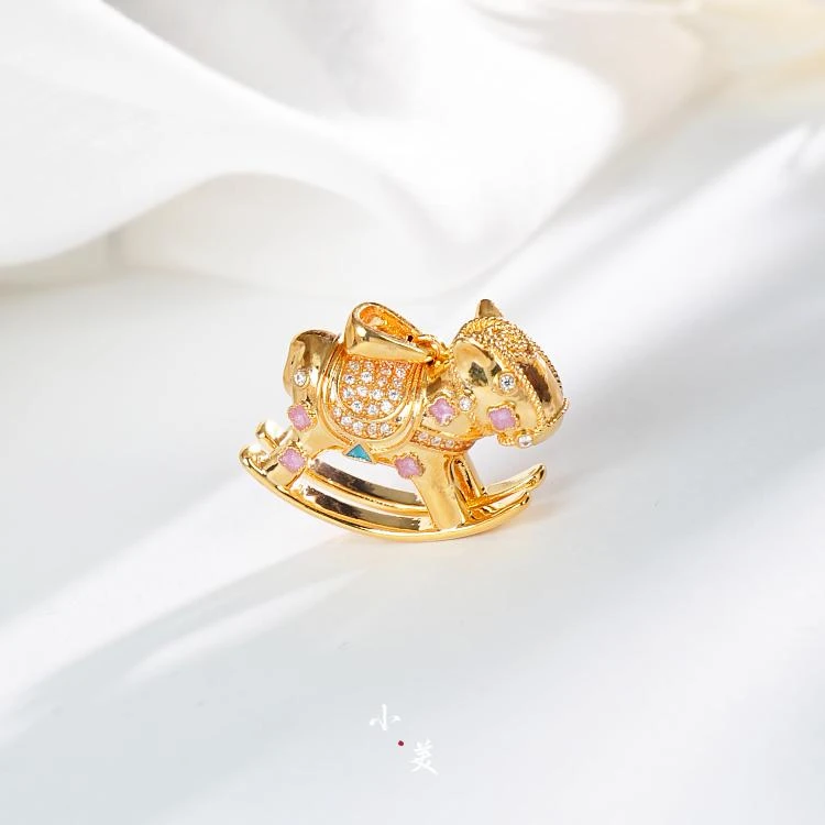 18K金烧蓝大木马吊坠 G80299