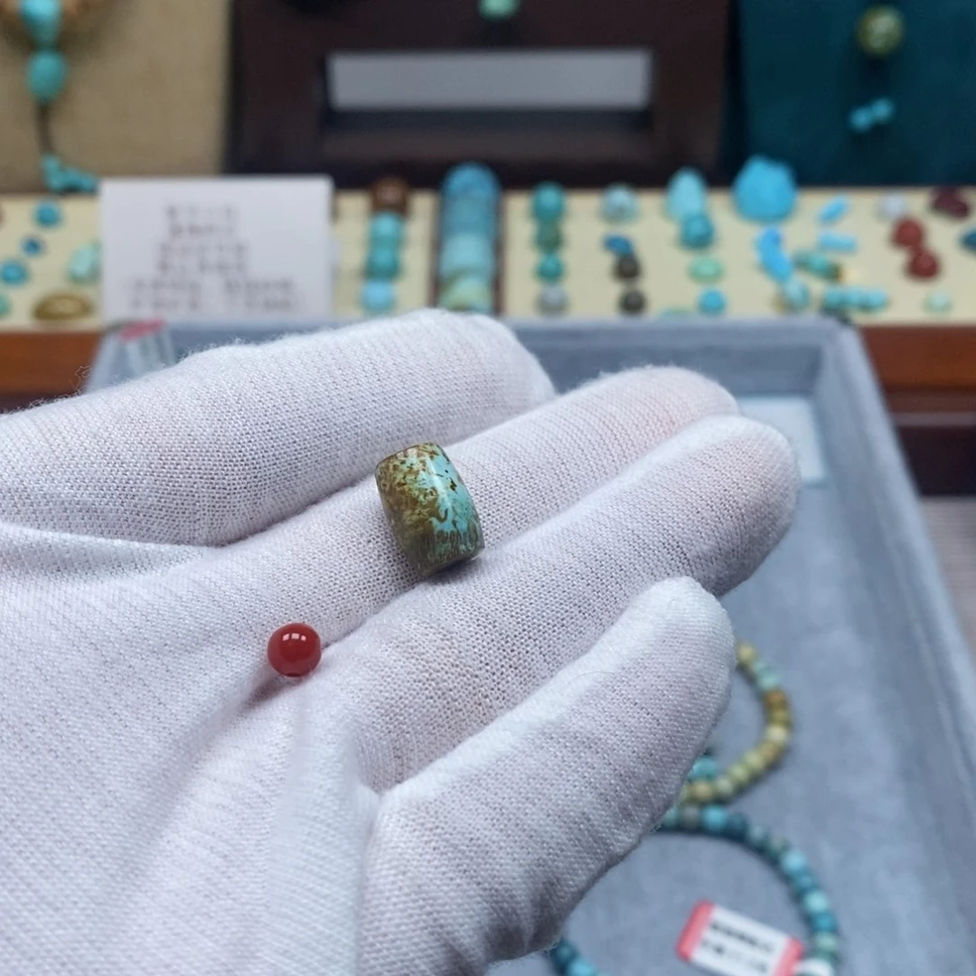 未镶嵌配饰南红玛瑙