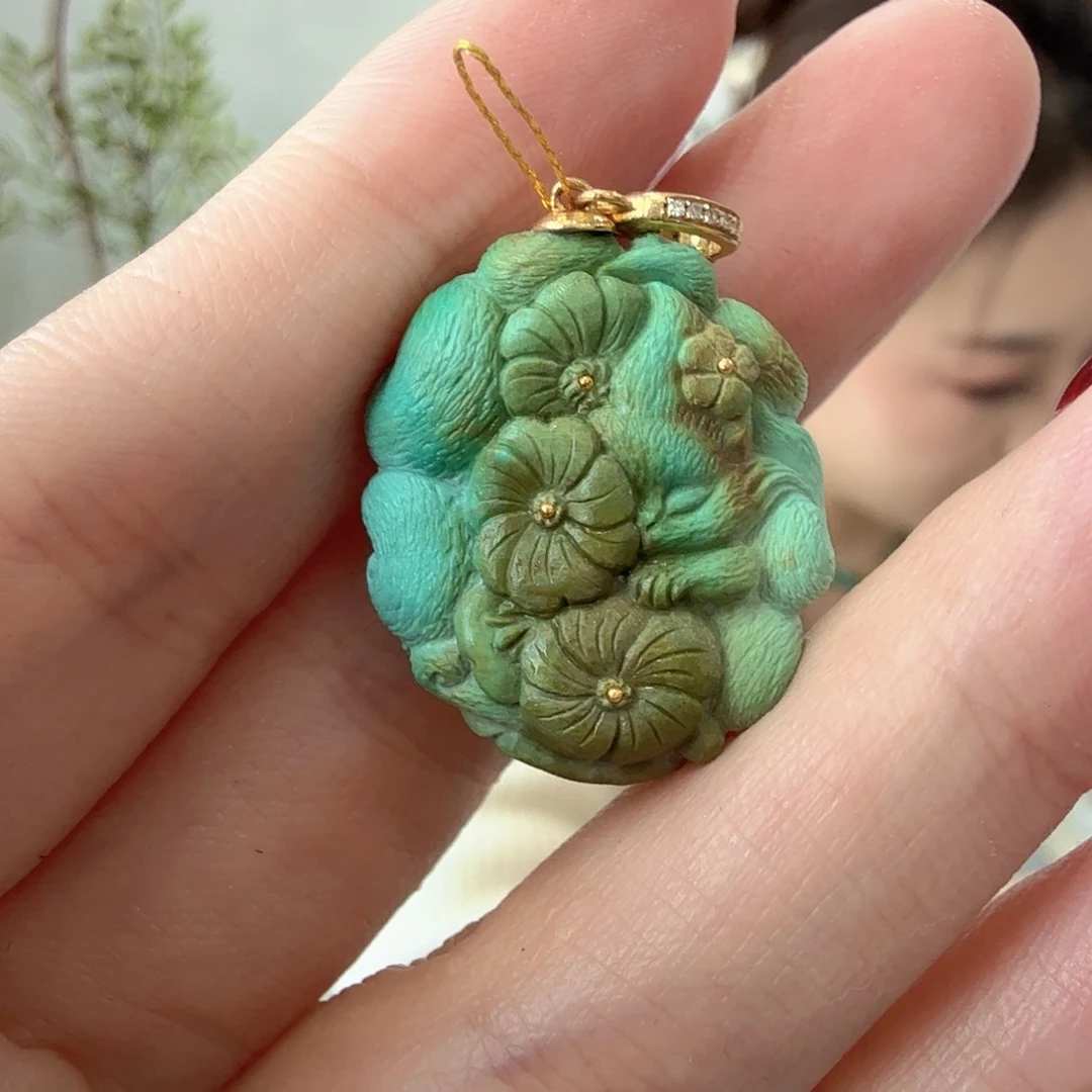 绿松石18K金镶嵌珠宝奇石