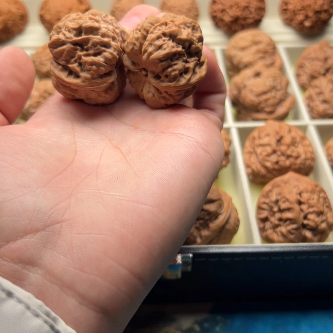 平***和文玩核桃吊坠34小尺