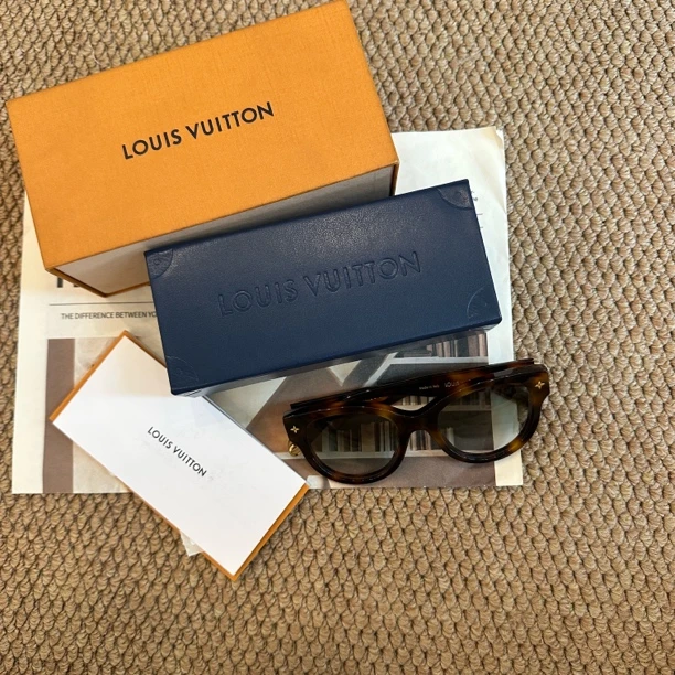 99新 LouisVuitton/路易威登 刘亦菲同款Z1523E墨镜【小鱼】#7993