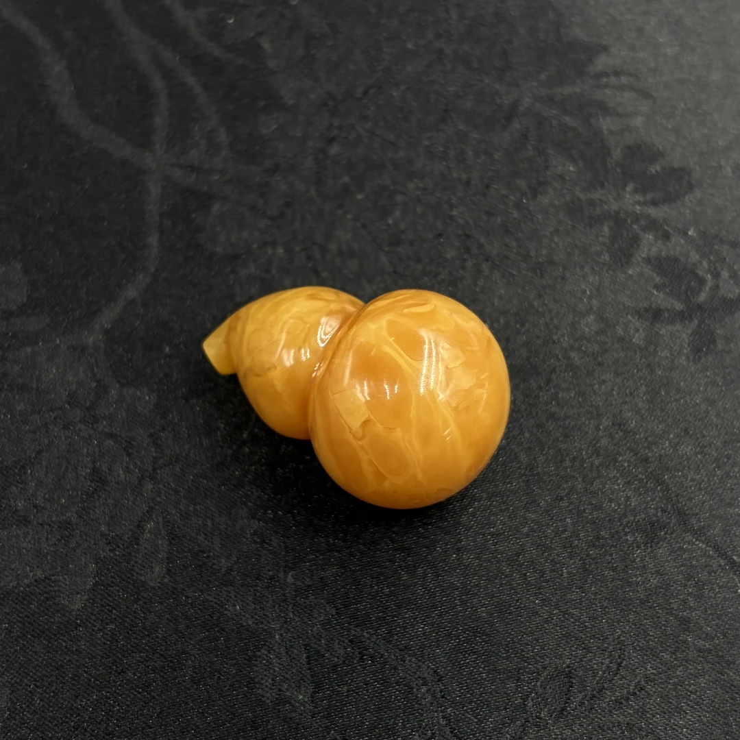 「戴琴珠宝」Q1763-蜜蜡葫芦吊坠（多样性发其一）