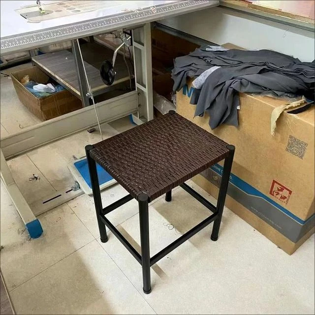 林氐家具电车椅平车椅服装专用坐椅四方凳藤椅学生作业久做坐椅小