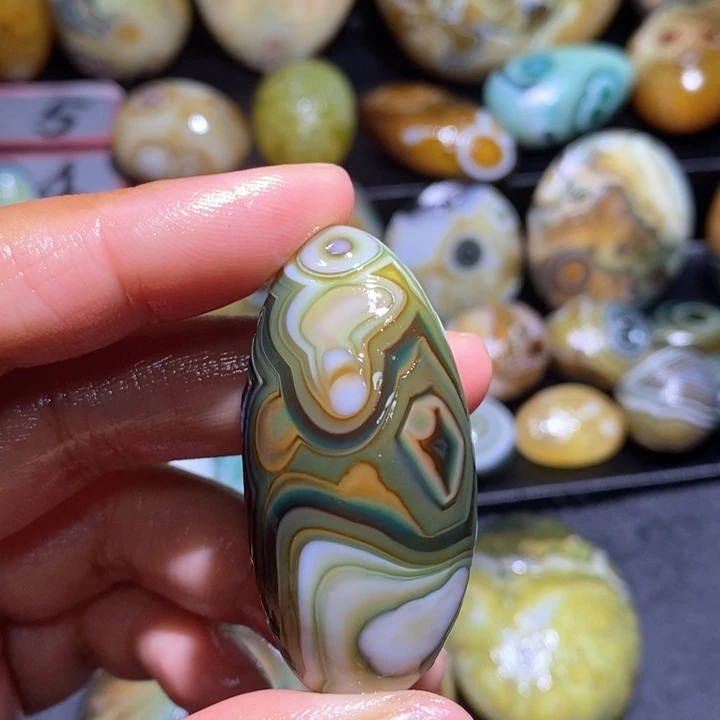 未镶嵌发饰玛瑙/玉髓94