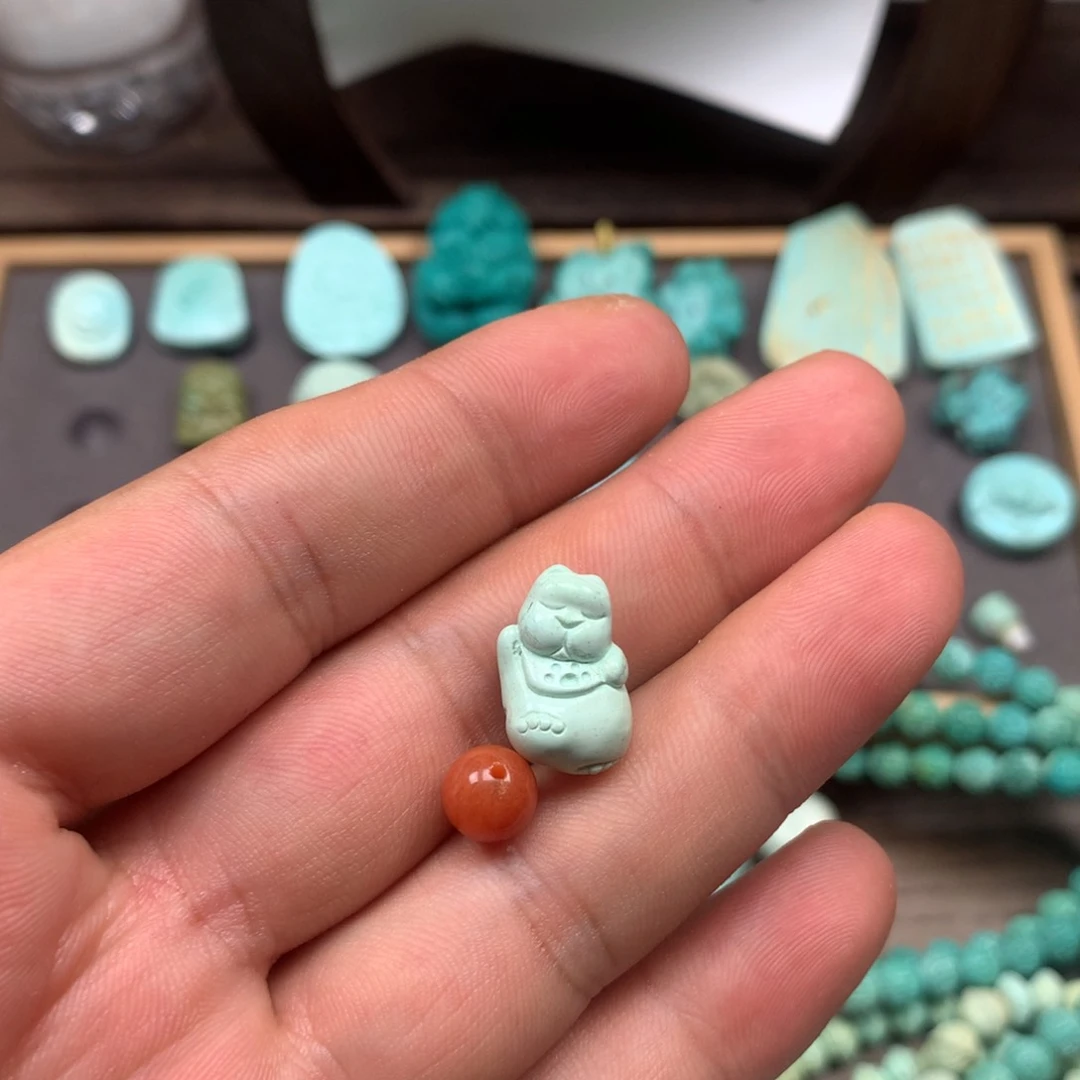 南红玛瑙雕刻未镶嵌