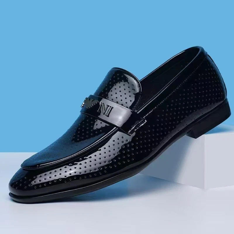 广州新款亮面休闲男鞋