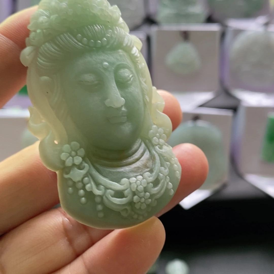 颈饰未镶嵌翡翠佛头