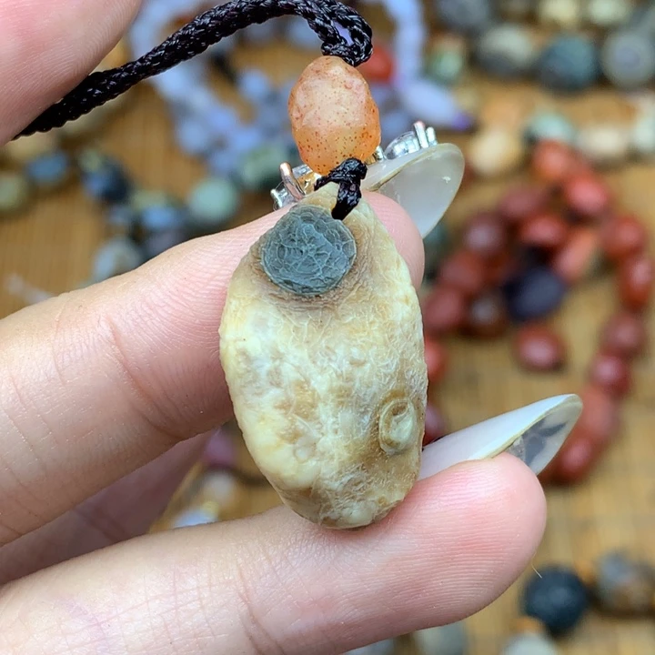 玛瑙/玉髓未镶嵌珠宝半成品