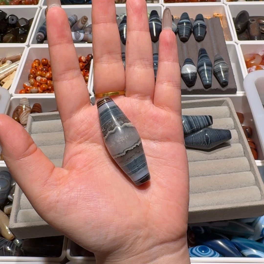 玛瑙/玉髓未镶嵌珠宝半成品