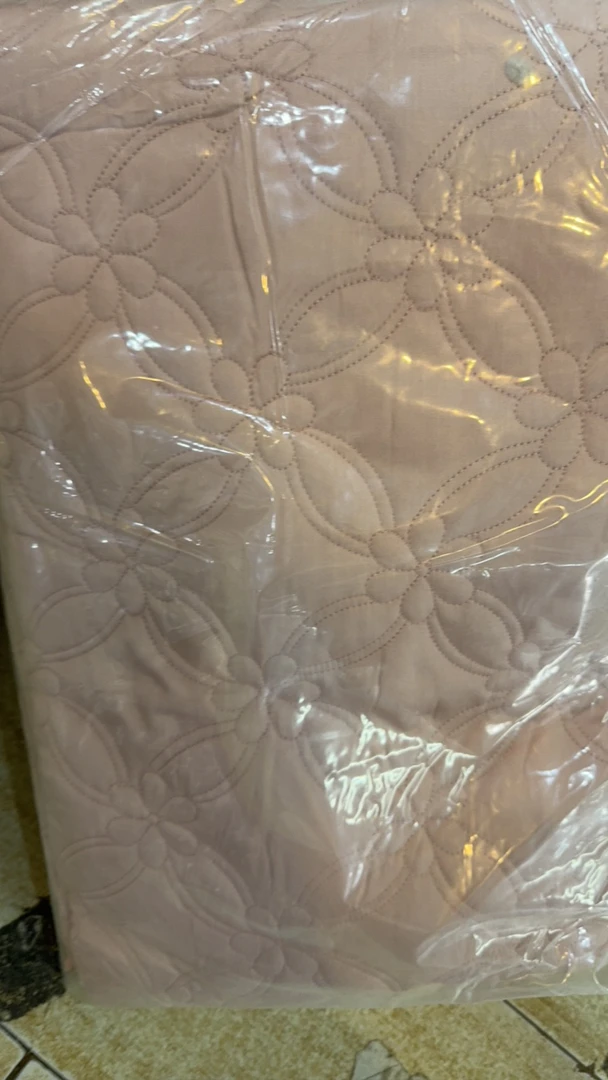 床盖    轻奢粉色