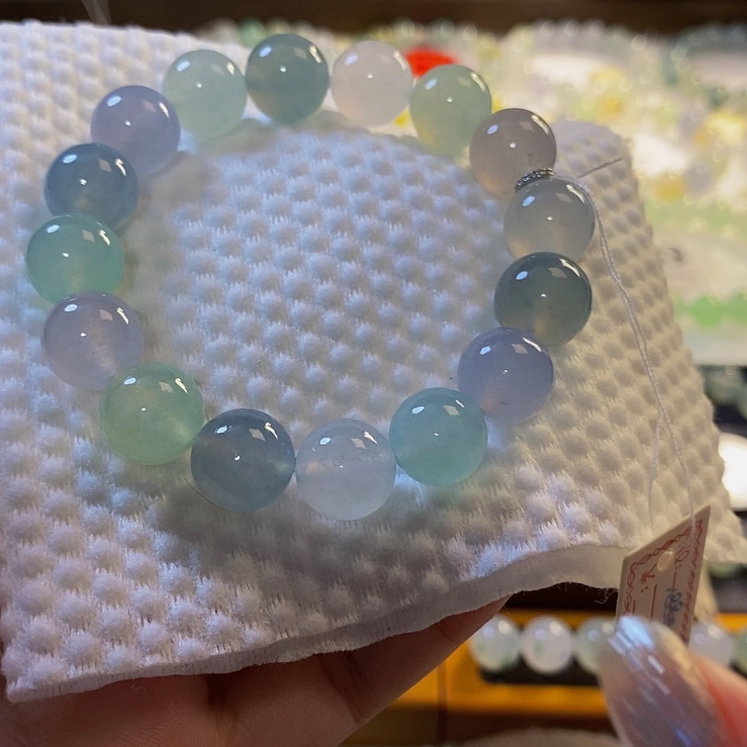 定制翡翠未镶嵌翡翠.