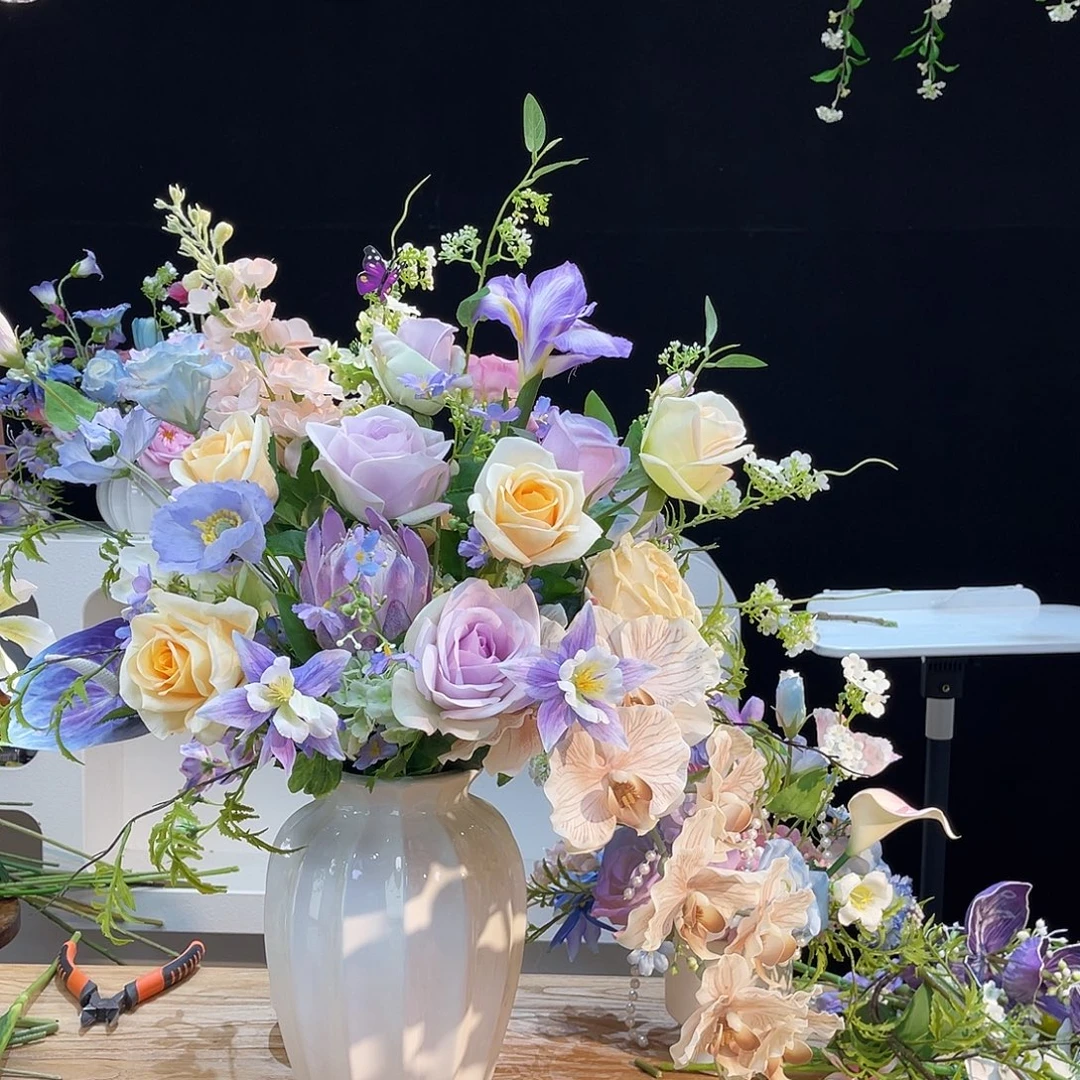 楠***贝定制香槟子花束加瓶子加小粉紫兰插花一个