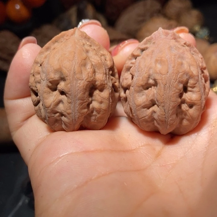 文玩核桃把件东北楸子小雪7