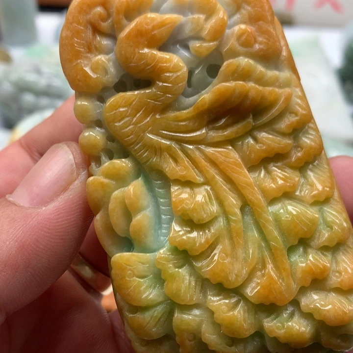 翡翠未镶嵌颈饰保真天然a货翡翠