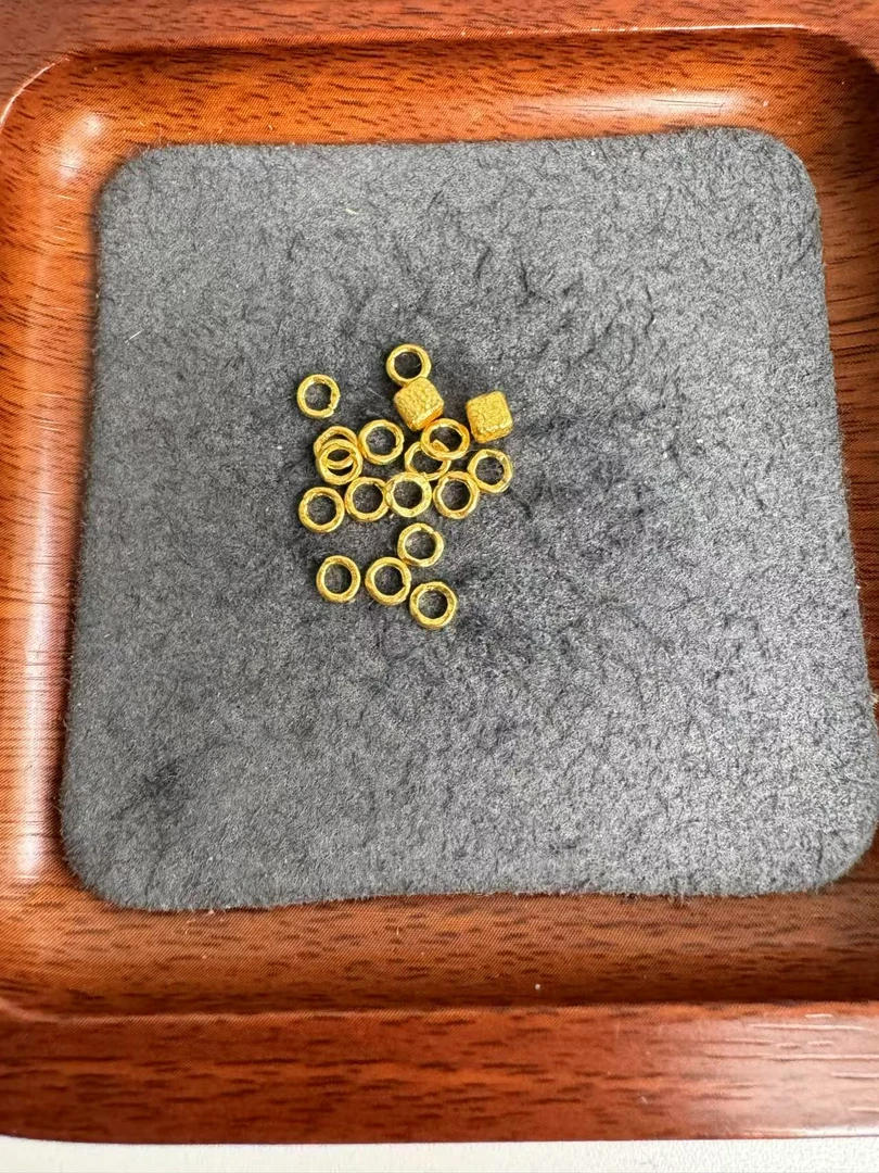 足金999 卡4盘缠锤纹方糖