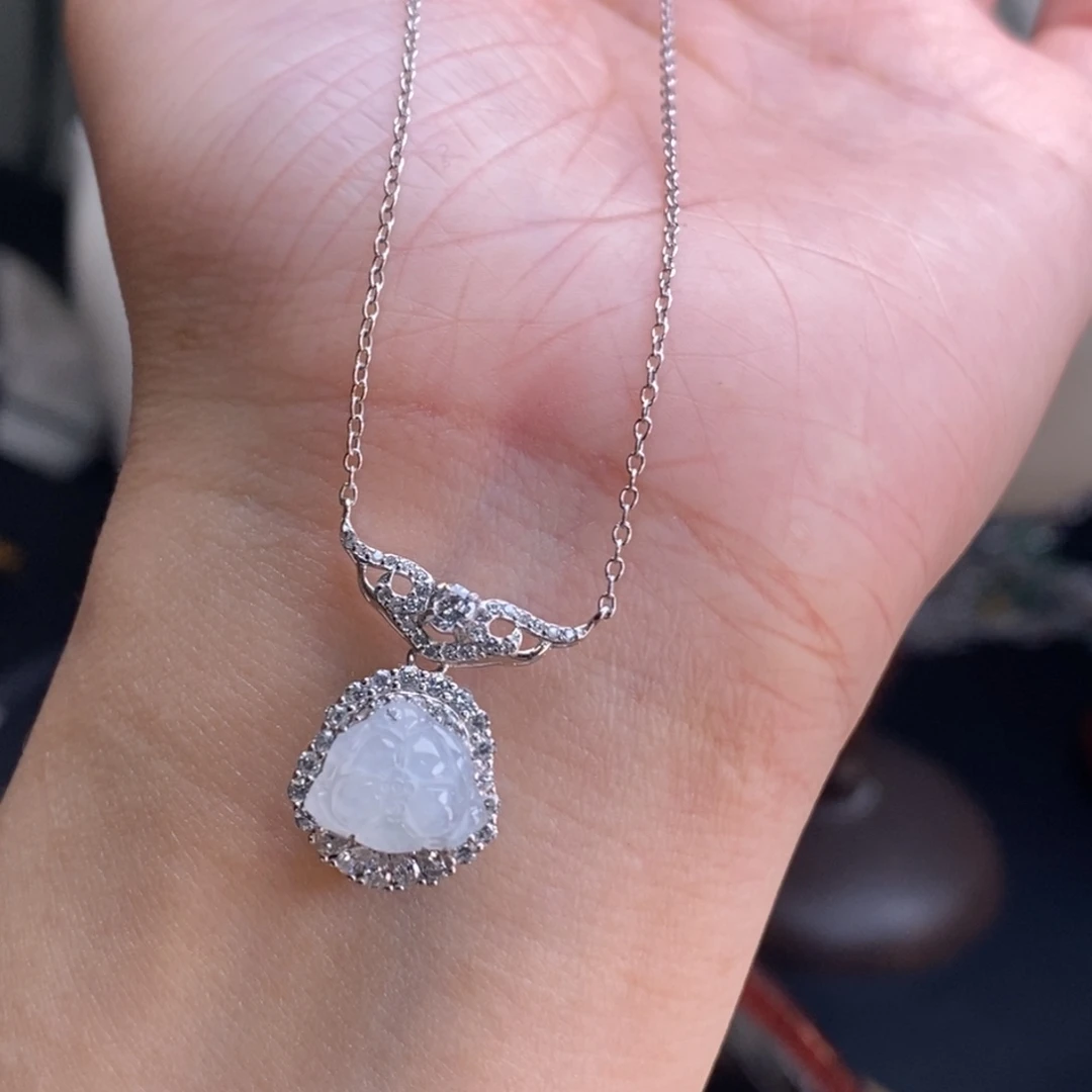 颈饰银S925镶嵌翡翠净货15186