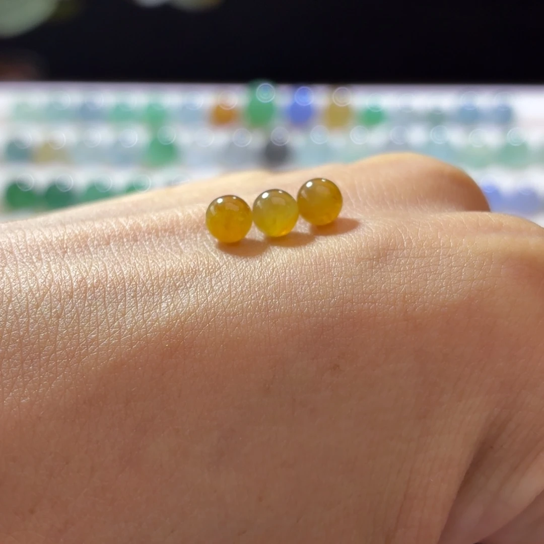 定制翡翠未镶嵌卡5左右