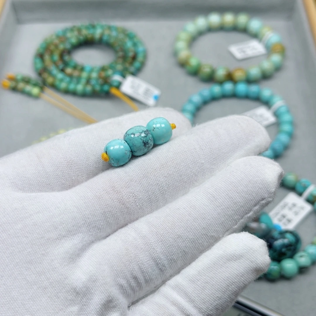 绿松石未镶嵌挂件