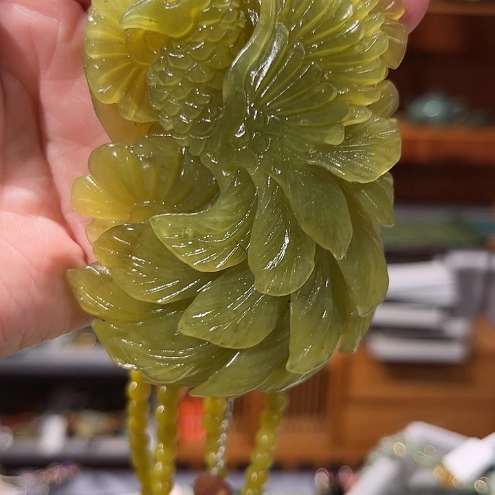 未镶嵌岫玉毛衣链