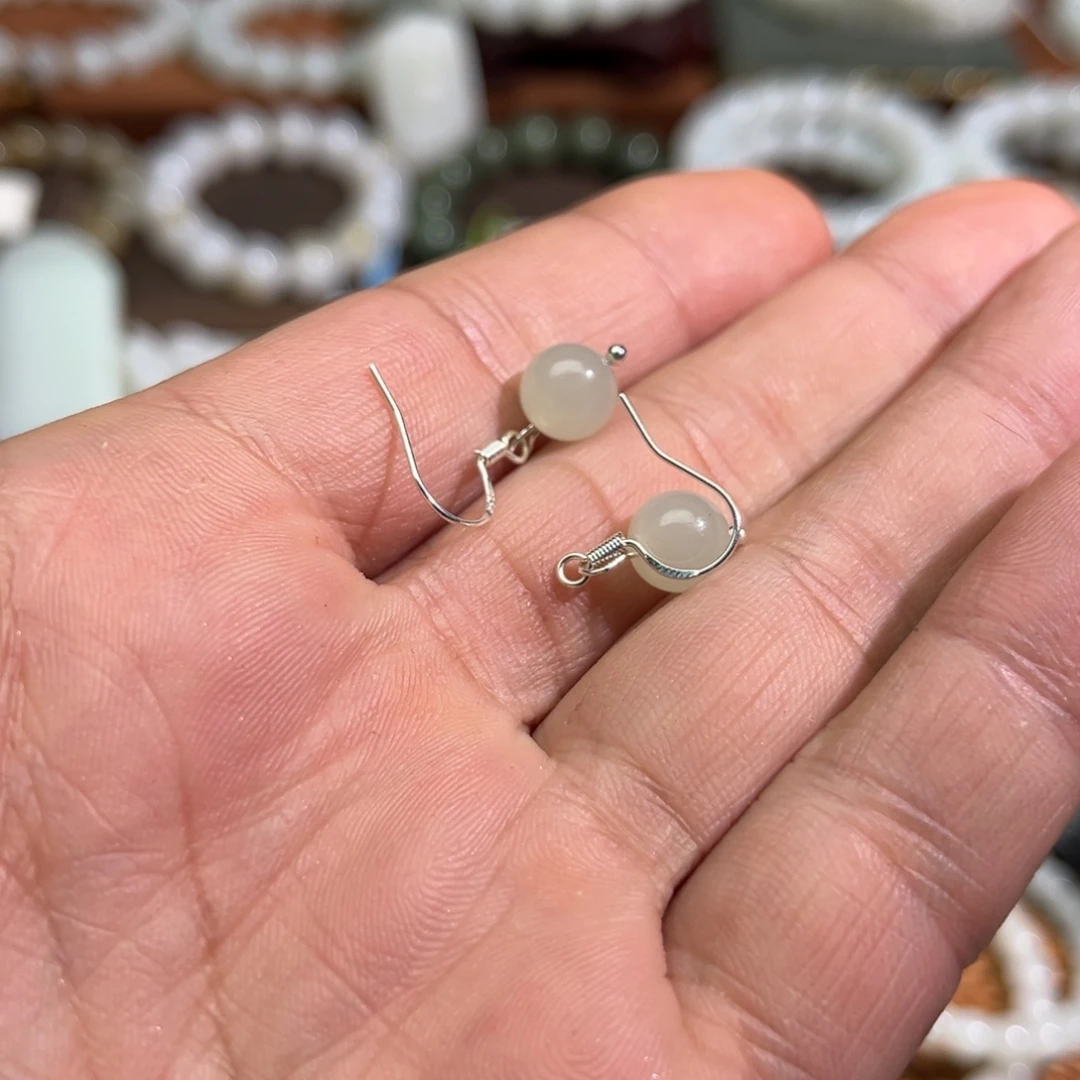 和田玉未镶嵌耳饰一对耳钉