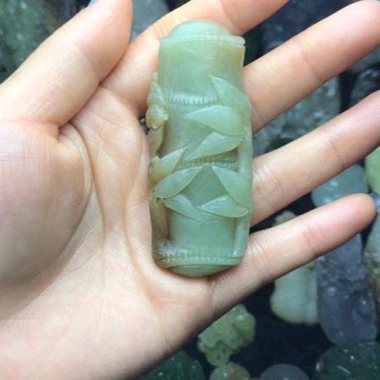 和田玉（糖玉）未镶嵌挂件