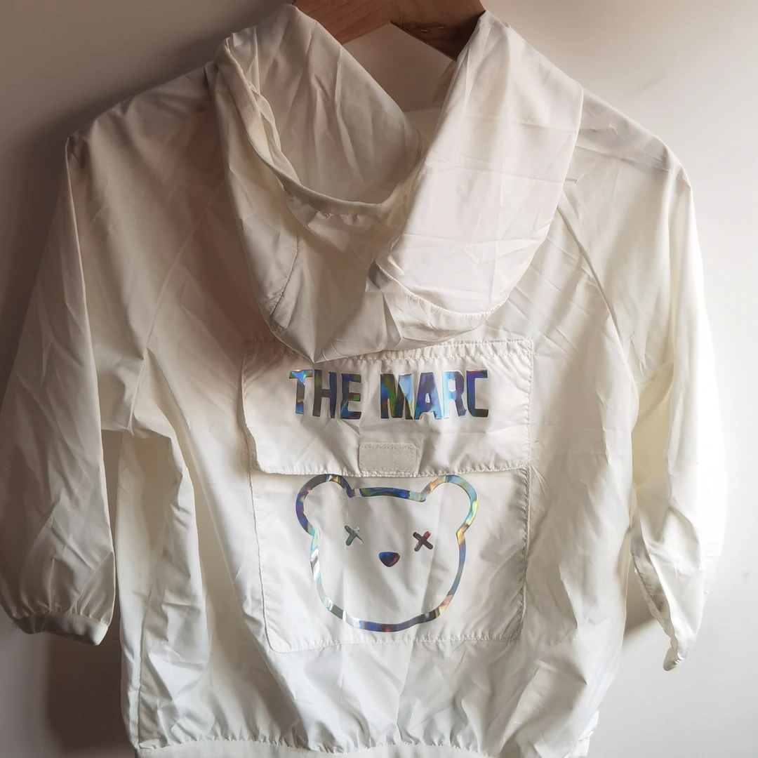 马家蓝白色小熊防晒衣男童连帽拉链皮肤衣夏季轻薄防晒服休闲时尚